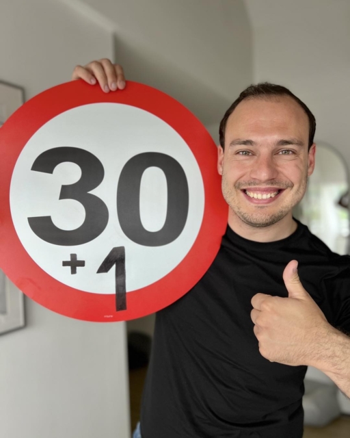 Dejan Vunjak : "Živjo 31! Ajde, da vidimo kaj si mi pripravla. Požen!