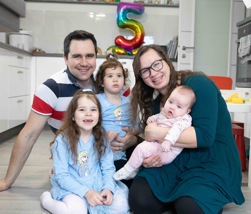 Upanje za Karolinin rojstni dan: podarite donacijo za razvoj zdravila