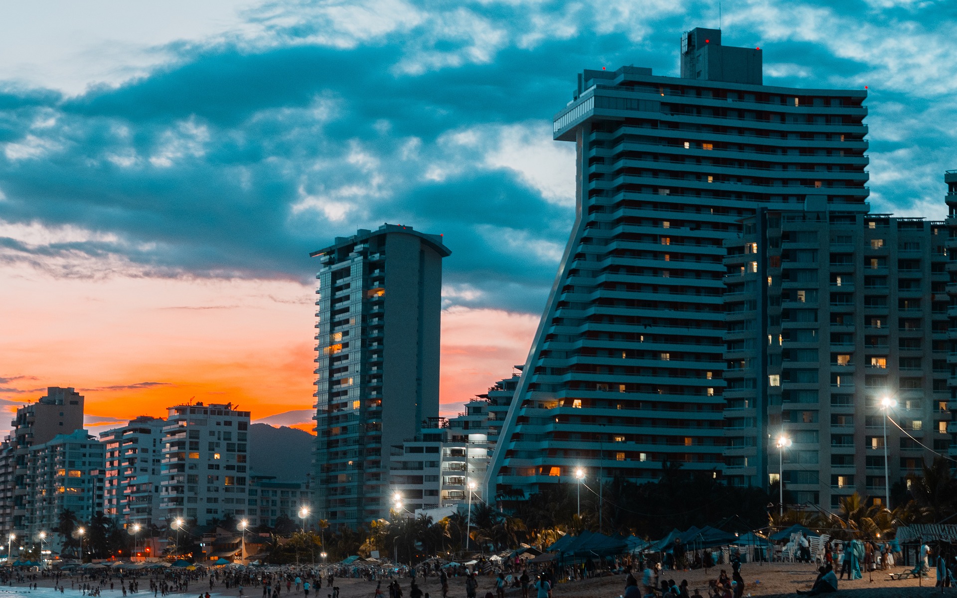 Acapulco mesto, ki ne spi.