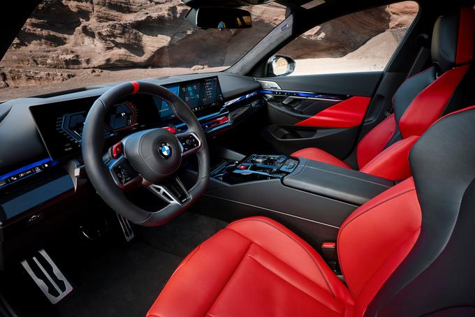 BMW M5 Touring: Vrnitev legendarnega karavana po 14 letih
