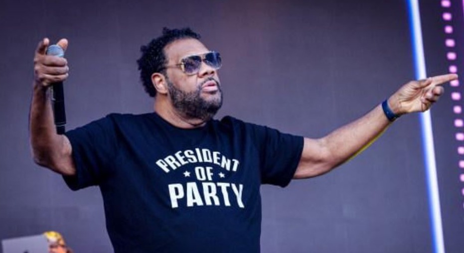 Hip hop legenda Fatman Scoop umrl med nastopom – svet v šoku!