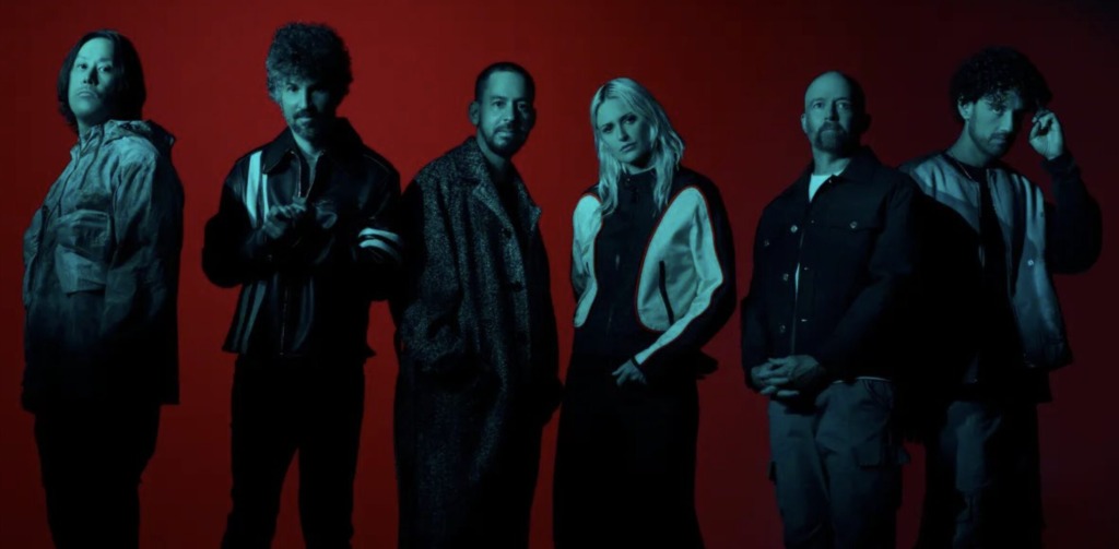 Sin pokojnega Chesterja Benningtona udaril po novi pevki Linkin Park – "Izbrisali so očetovo zapuščino!"