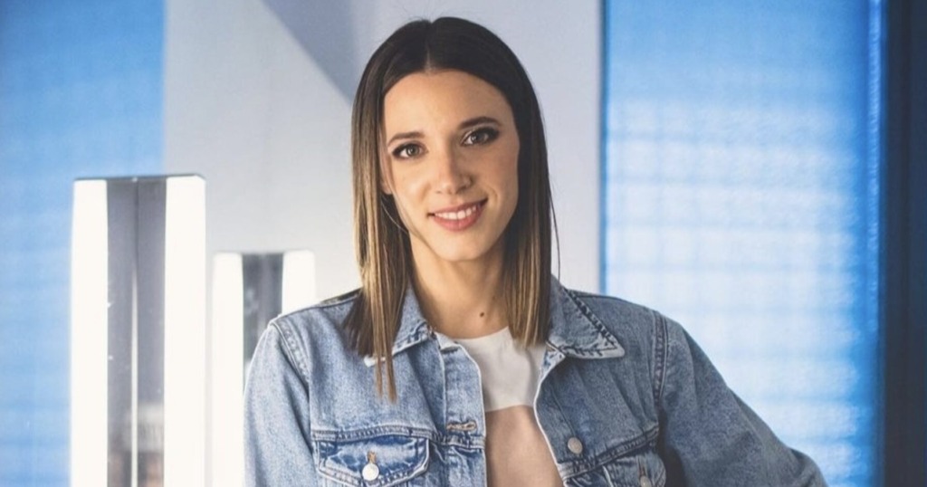 Monika Avsenik obujala spomine na dedka: 'Velikokrat si predstavljam, da me gleda od tam zgoraj'