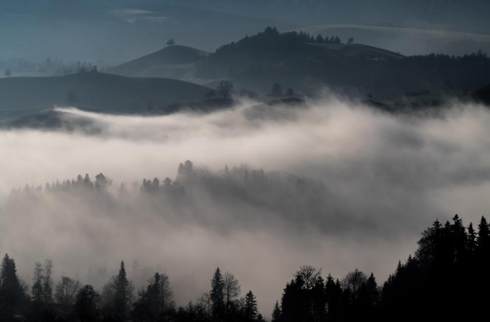 Vremenoslovci napovedujejo Megla bo zavzela Slovenijo mraz pa pritisnil na polno - NaDlani.si