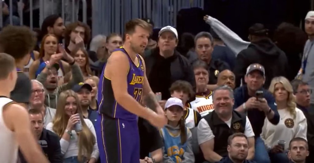 TO JE TO! Luka Dončić pokazal, da ni pozabil igrati, sam potopil Denver