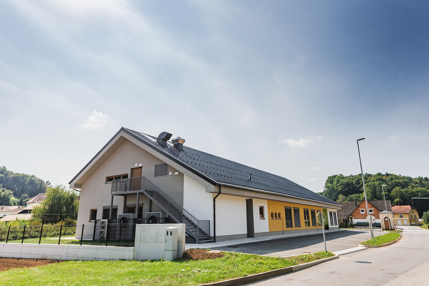 Občina pridobila več kot 400.000 evrov za sončne elektrarne