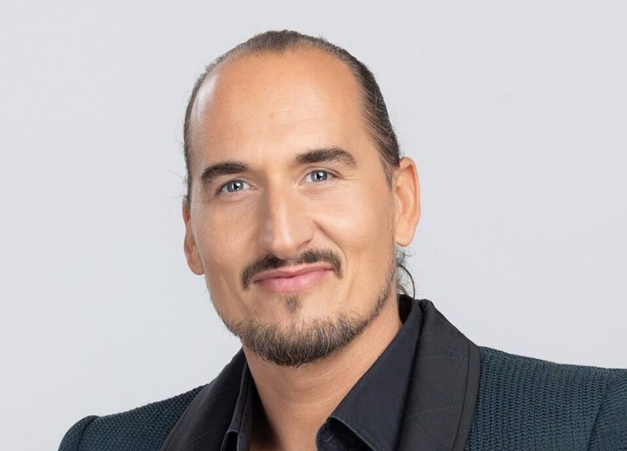 Kaj se je zgodilo Vidu Valiču, da je končal s šivi?