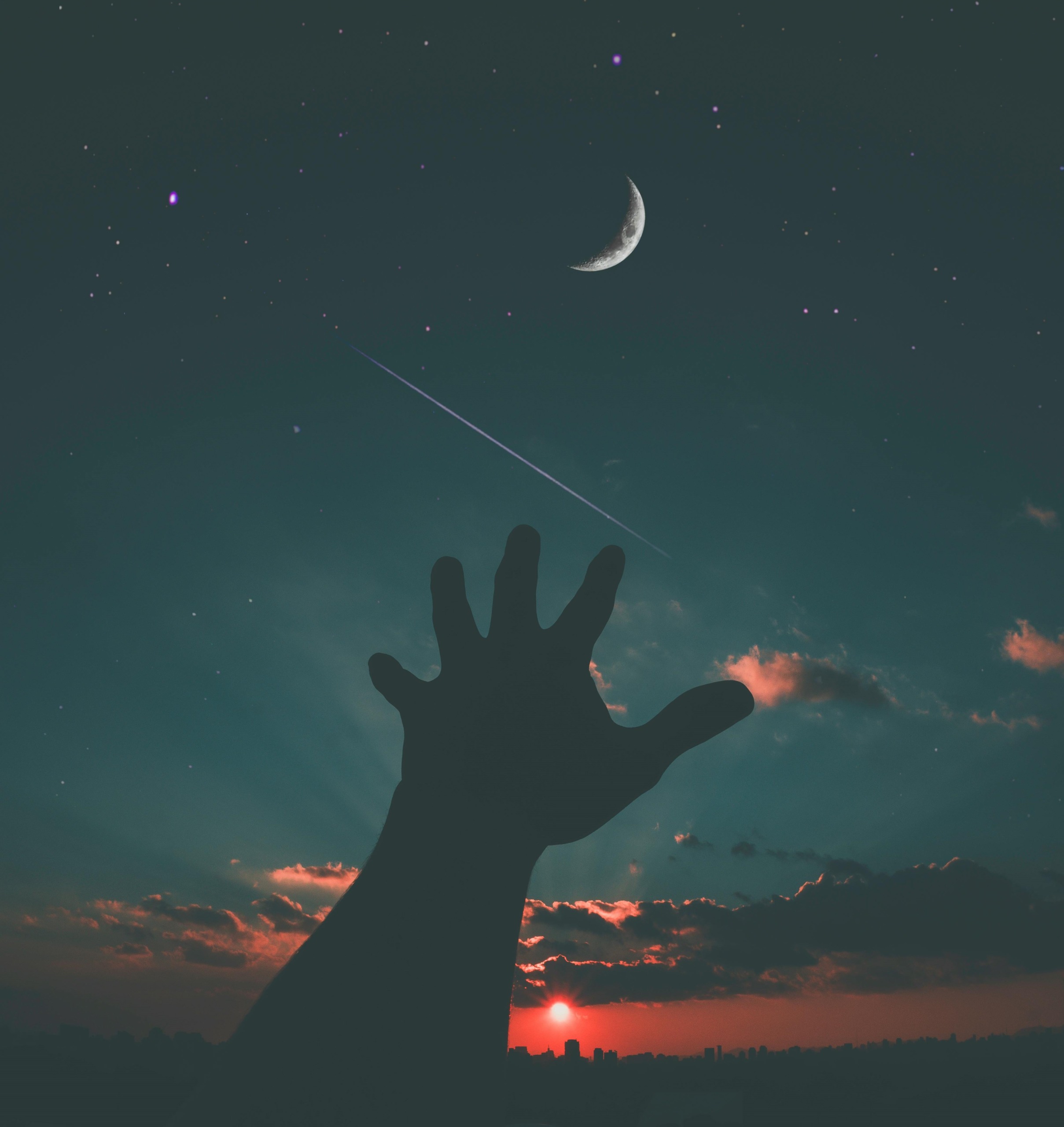 Mesečni horoskop maj 2025 - NaDlani.si