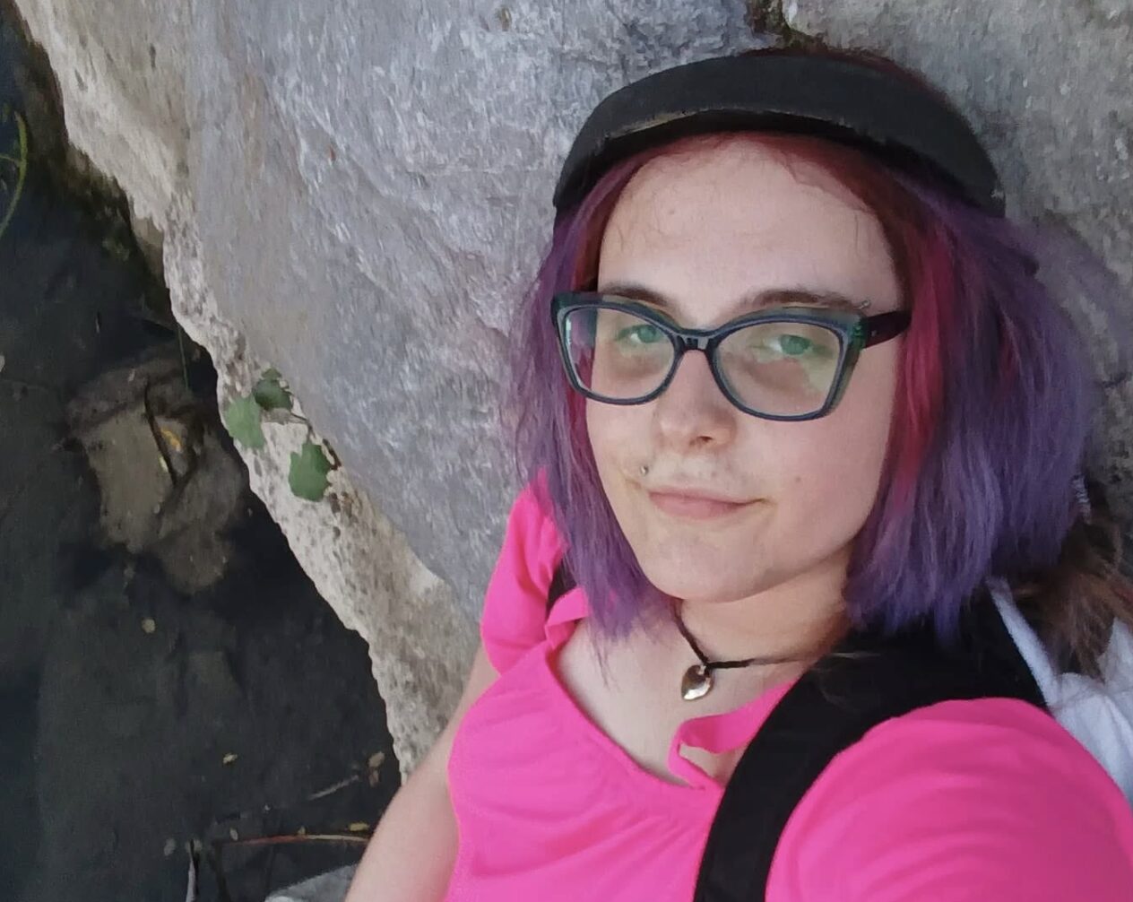 Javila se je hčerka Simone Weiss – nekoč je bila njen sin