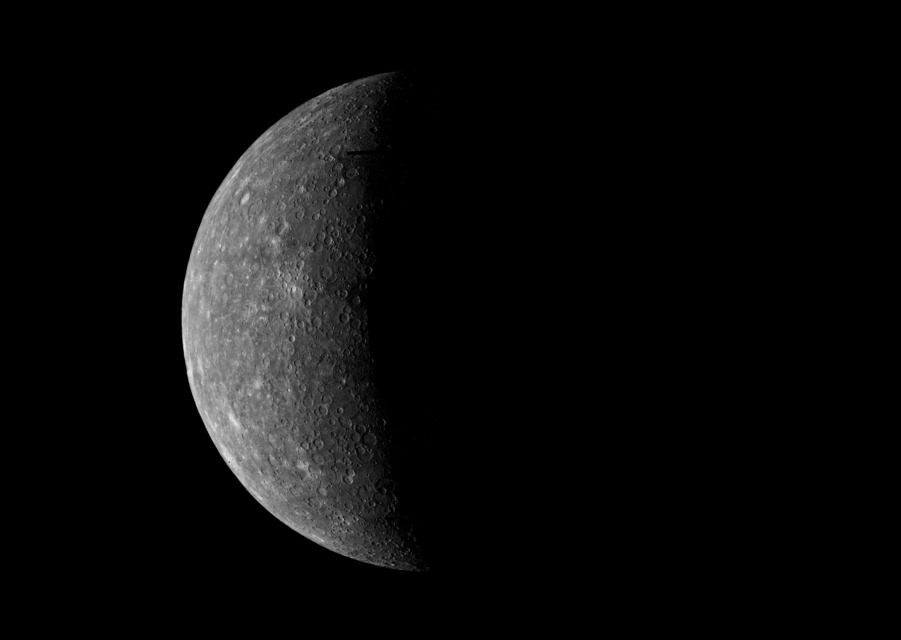 Avgusta si lahko ogledate planet Merkur - najmanjši in najmlajši planet našega osončja