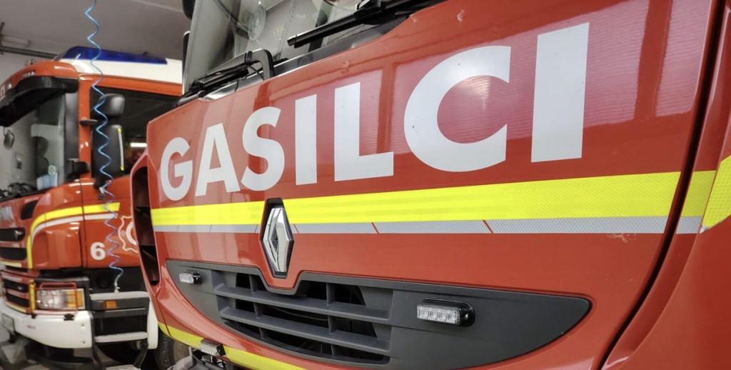 Eksplozija plina pretresla Rateče! 89-letnega moškega iz goreče hiše rešili sosedje