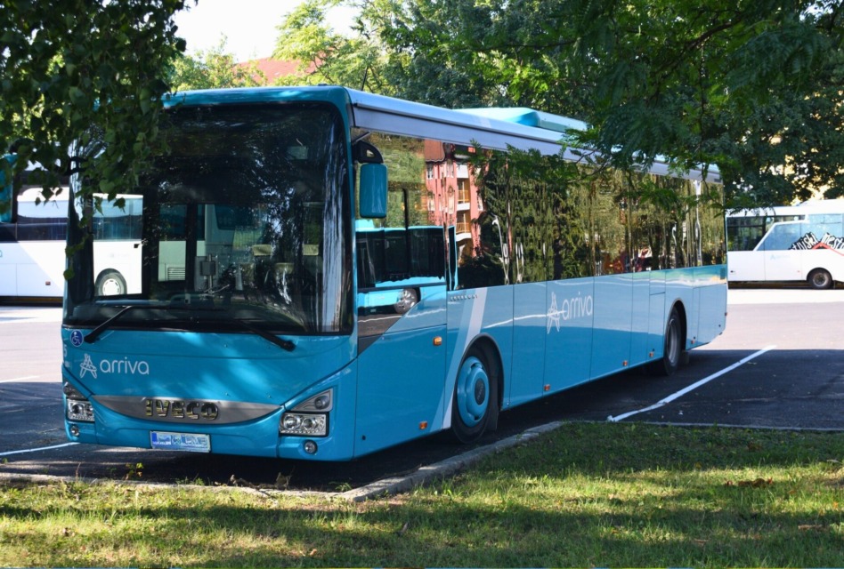 Foto: Avtobusna postaja Vir: Freepik