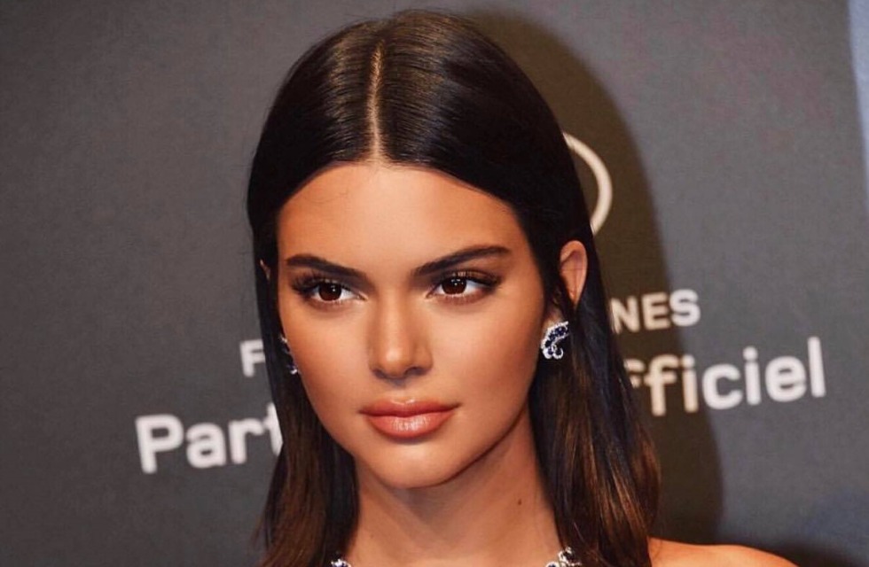 Kendall Jenner: od najstniških začetkov do današnje supermodelke