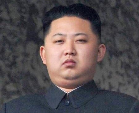 Severna Koreja izstrelila rakete, Kim Džong Un pošilja sporočilo sredi diplomatskih pogovorov v Pekingu