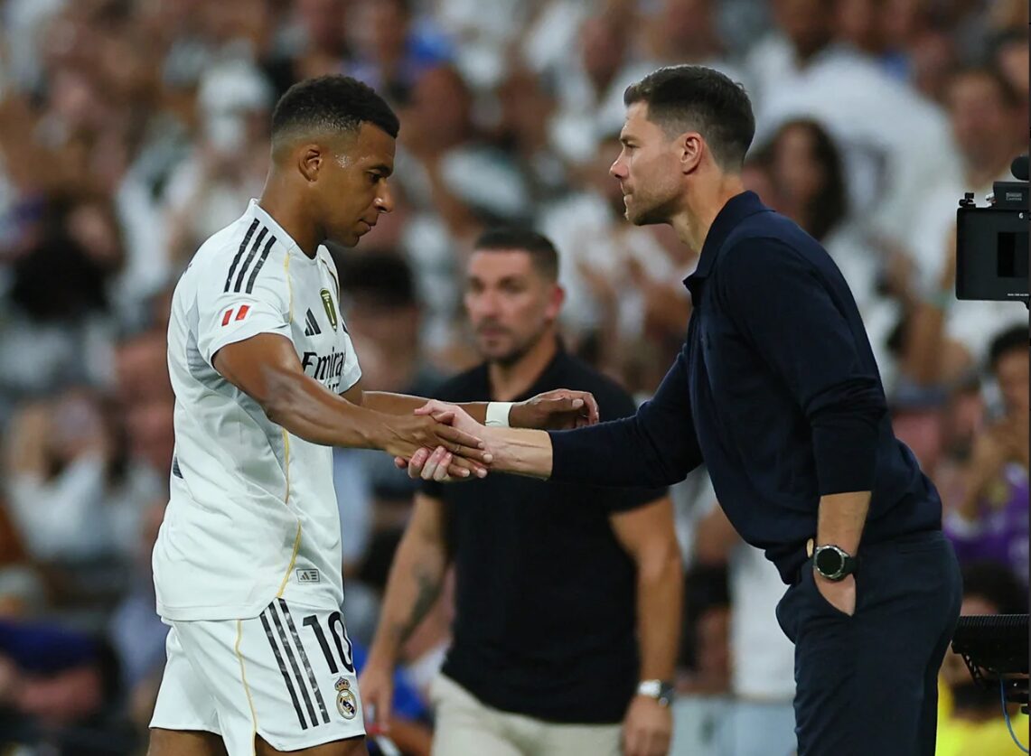 foto: Kylian Mbappe, Xabi Alonso; Vir: Isabel Infanes/Reuters