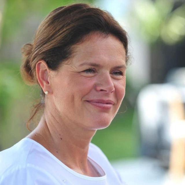 alenka-bratusek - NaDlani.si