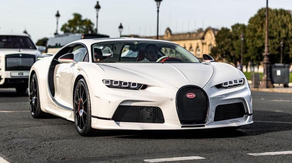 bugatti - NaDlani.si