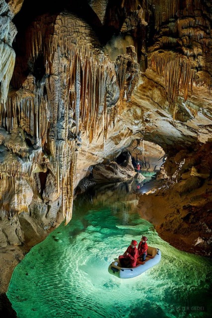 Izlet-z-otroci-Križna-jama