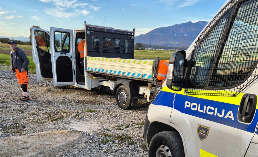 policija-komunalno-podjetje - NaDlani.si