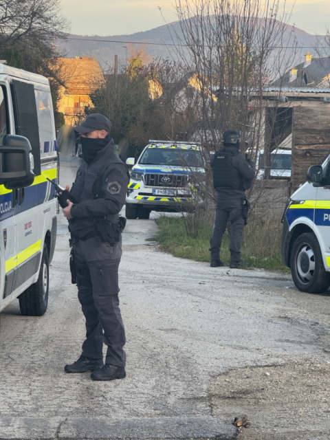 Policija NM (6) - NaDlani.si