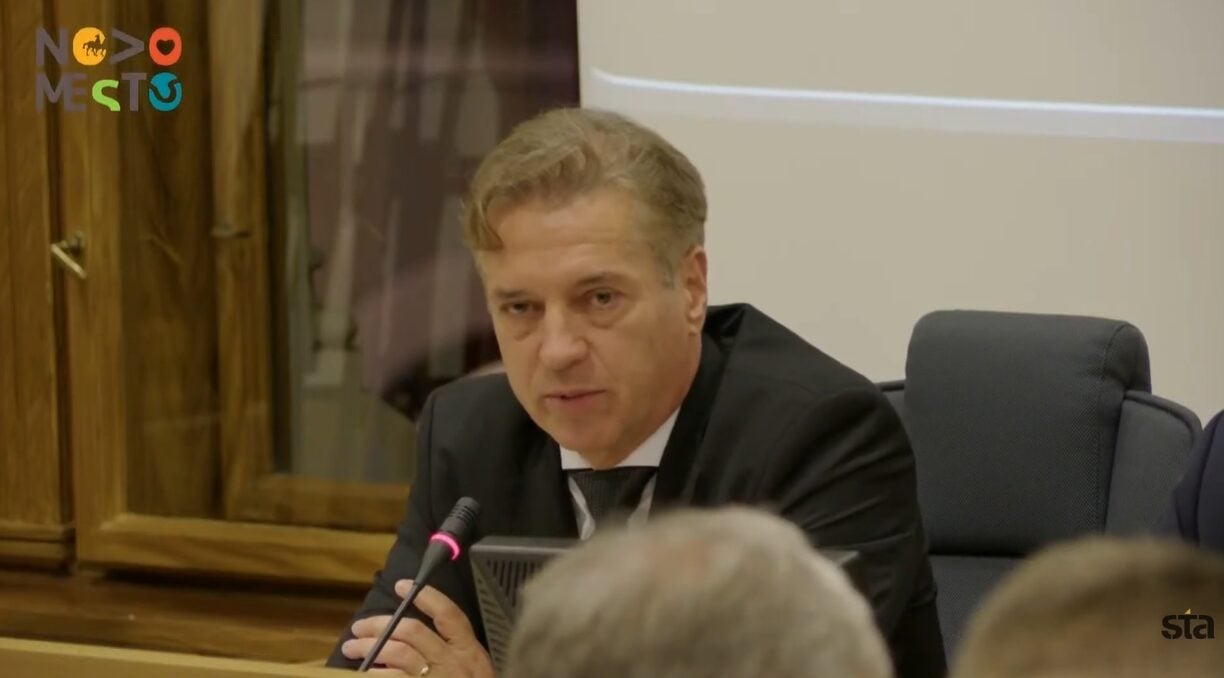 robertgolob - NaDlani.si