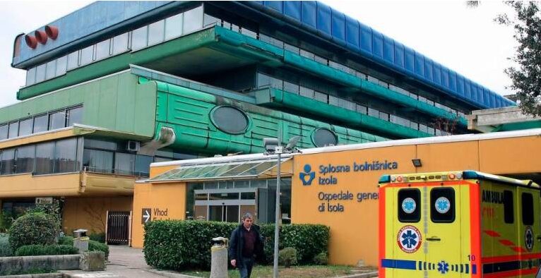 Izolska bolnišnica brez posluha za dijake in mačehovski odnos