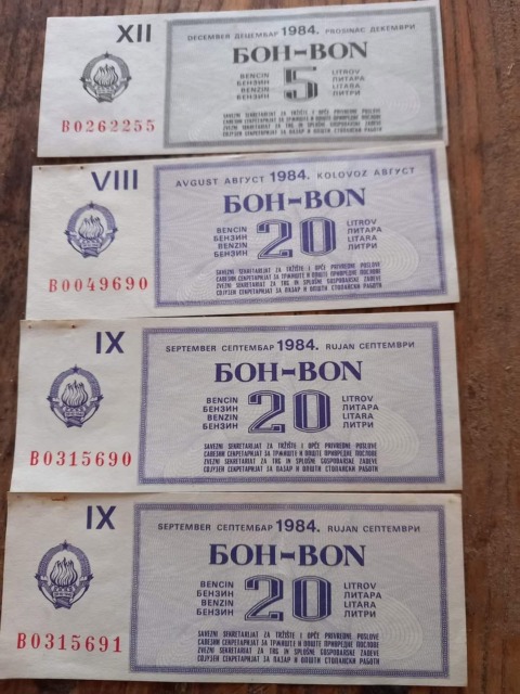 Se jih še spominjate? Leta 1984 smo za bencin potrebovali bone