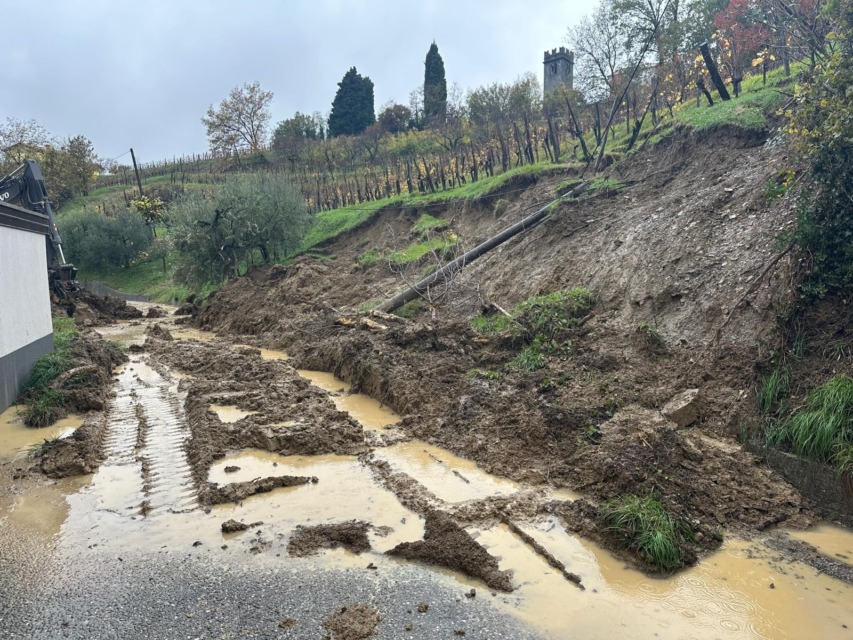 Huda ura! V tej slovenski občini šele popoldan prišli do odrezane vasi