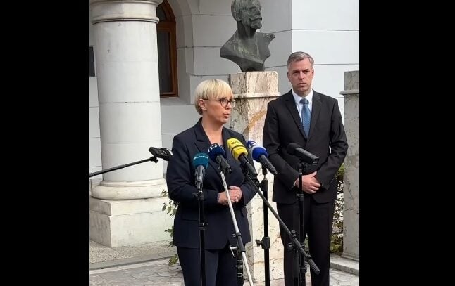 Predsednica v Novem mestu prižgala svečko, poslanec Vrtovec ogorčen: „Narobe svet … ko predsednici kriminalci dajo »obljubo«, da ne bodo več streljali, ona pa jim verjame!?“