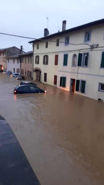 Zemlja se je utrgala: pri Gorici pogrešajo dva človeka! (FOTO in VIDEO)