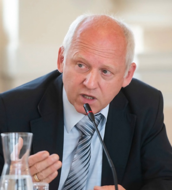 Silvo Mesojedec in cela Jugovzhodna Slovenija na glas: „Dovolj je bilo politike iz Ljubljane!“