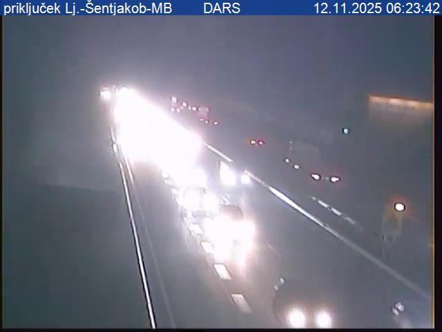 Zelo pesto jutro na cestah: nesreča na štajerki, 30 minut zamude