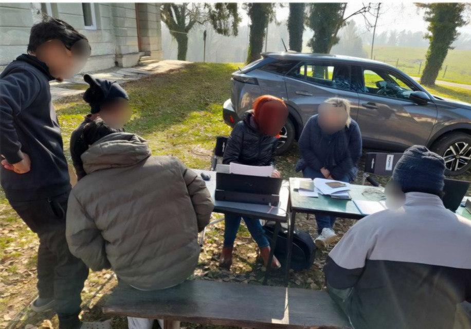 Sum trgovine z ljudmi na Dolenjskem: sezonsko delo, ki to ni bilo? (FOTO)