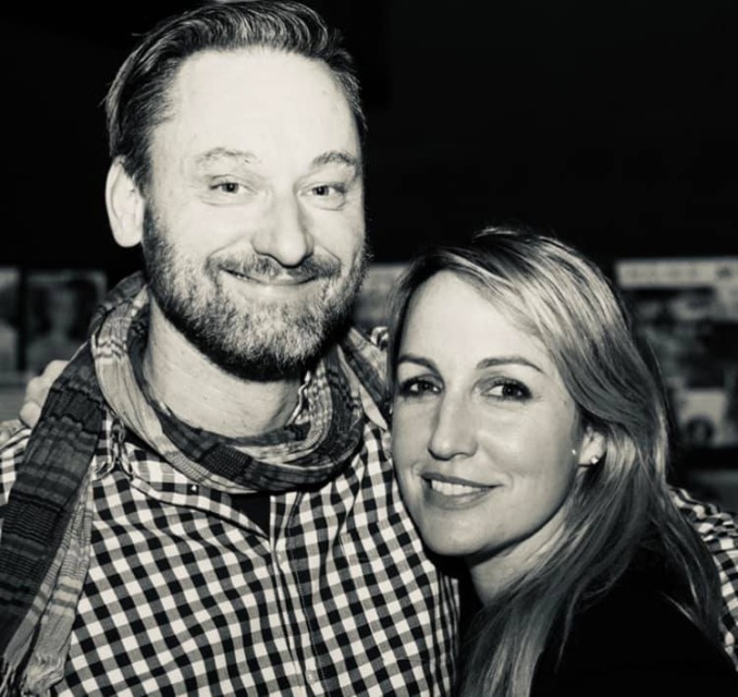 Eva Hren s svojim možem Gregorjem Frasom; vir: Facebook
