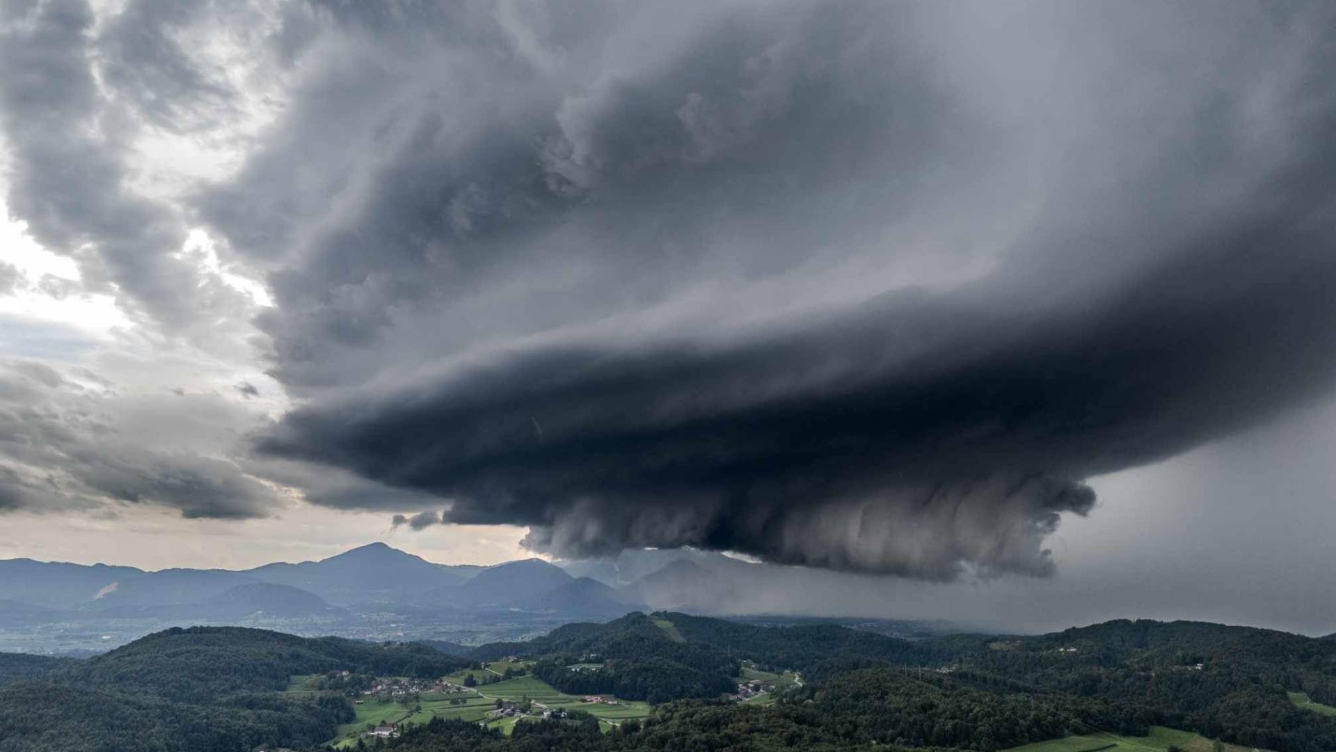 Foto: Ekstremne padavine so vse pogostejše
