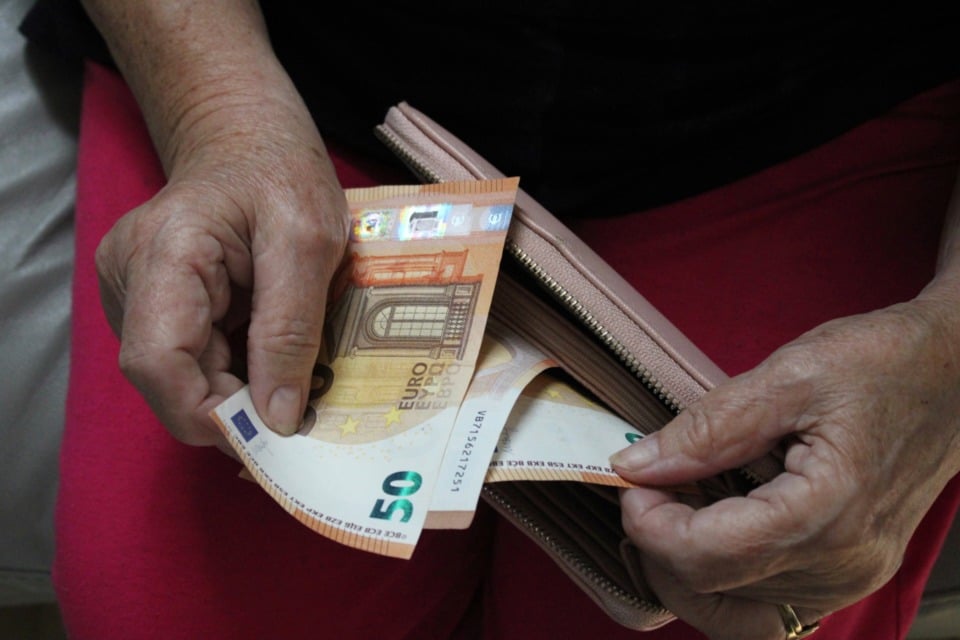 Nižje položnice v domovih za starejše, takšne so prve konkretne razbremenitve po uvedbi dolgotrajne oskrbe (FOTO)