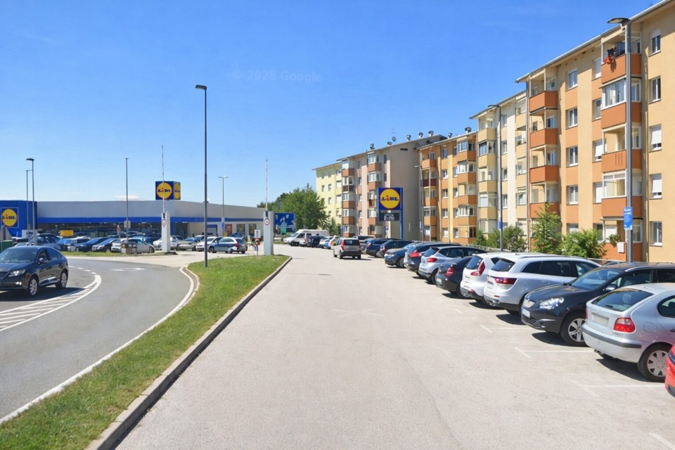 Ste to vedeli? V tej občini lahko ponoči brezplačno parkirate pri Lidlu