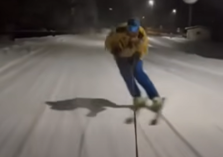 Smrtno nevarna zabava? Moški na Ptuju tvegal vse – in to posnel (VIDEO)