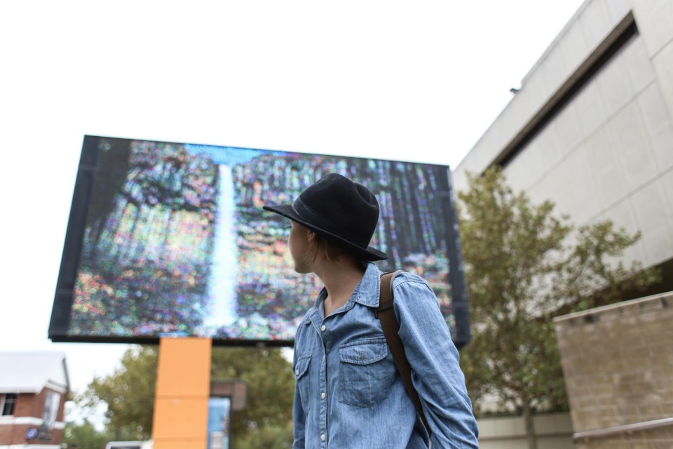 Trenutek, ko se osredotočimo na tisk jumbo plakatov