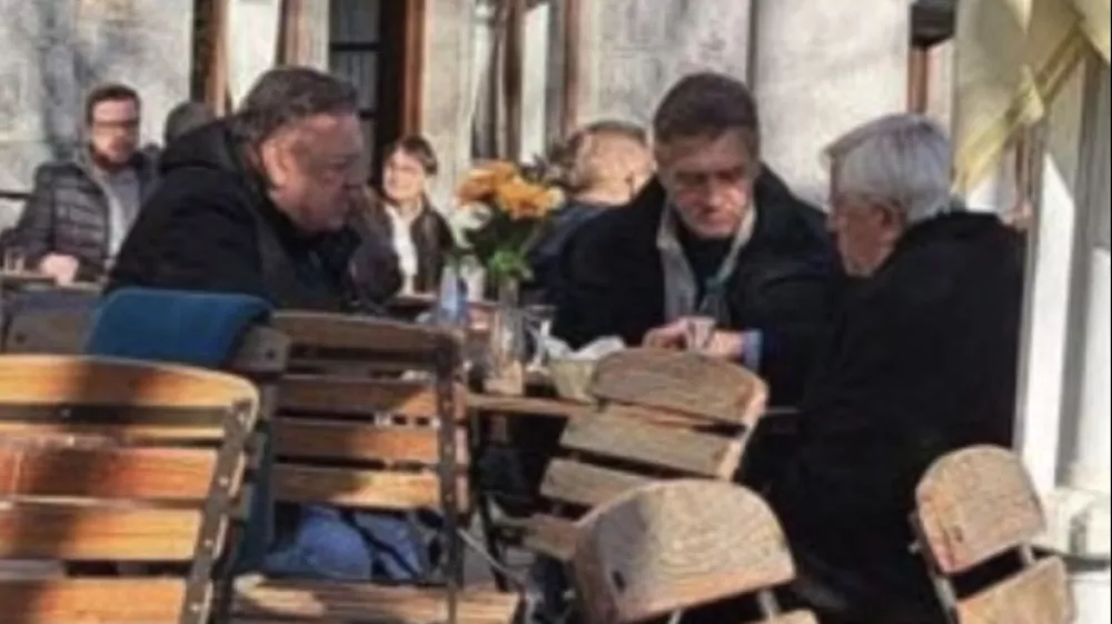 Milanu Kučanu so zvišali subvencijo pokojnine, za navadne ljudi pa »ni denarja« (FOTO)