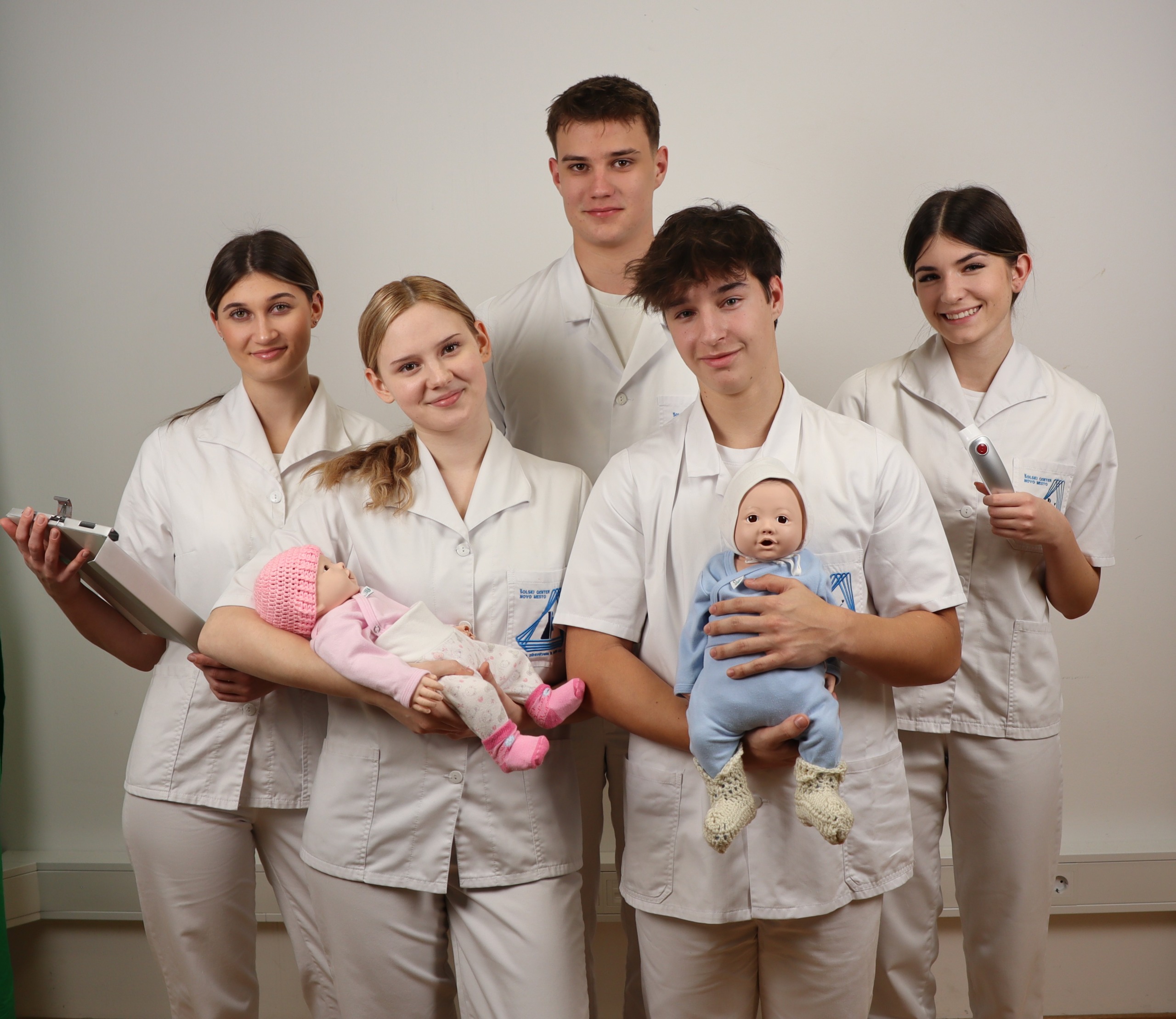 Iščeš pravo srednjo šolo? Pridi na informativne dneve na Srednjo zdravstveno, kemijsko šolo v Novem mestu