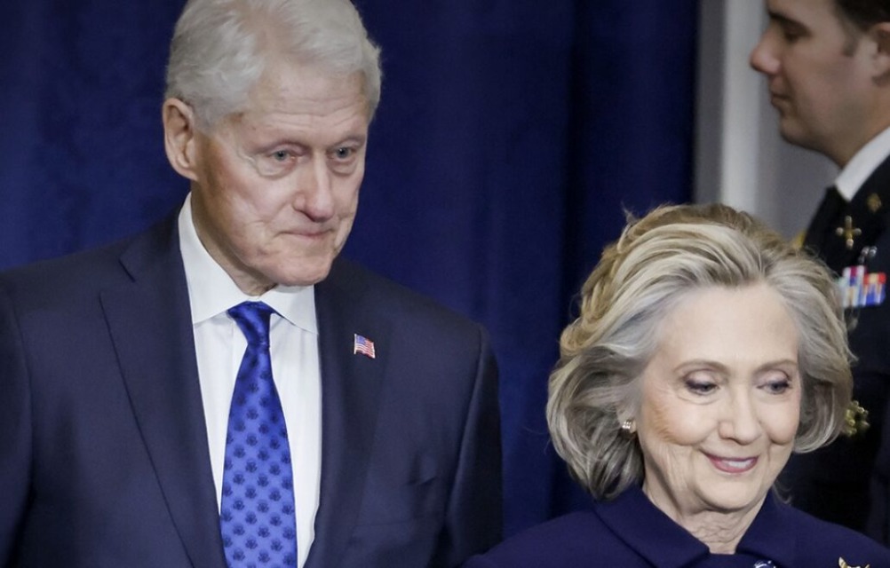 Kongresni odbor dosegel preboj: Bill in Hillary Clinton bosta pričala v preiskavi Epstein