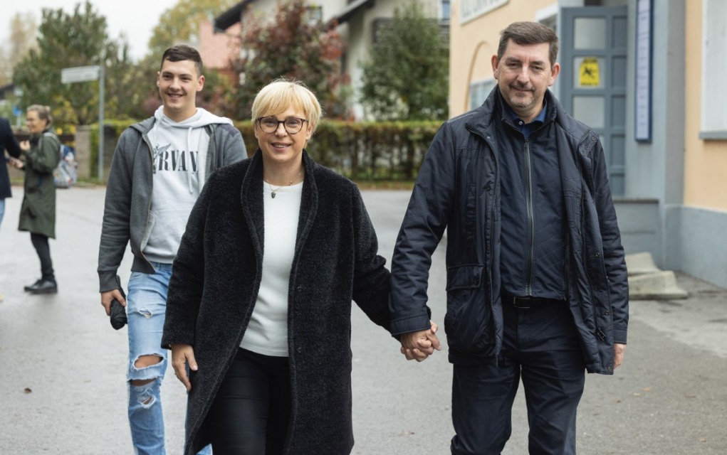 So v Londonu res zaprli podjetje soproga naše predsednice Nataše Pirc Musar? - to naj bi bil razlog