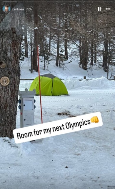 Žan se je pošalil in pokazal kako bo zgledala soba na naslednjih olimpijskih igrah; vir: Instagram