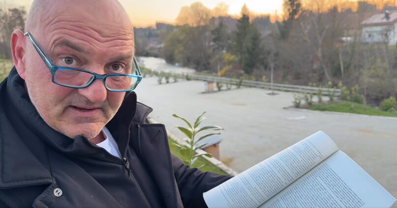 Po poplavah je država sanirala posledice, zdaj pa ista država zahteva rušenje vsega – lastnik kampa v šoku (VIDEO)