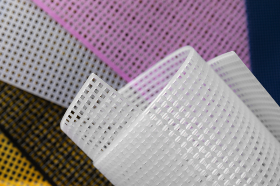 PVC material, uporabljen v postopku izdelava cerad