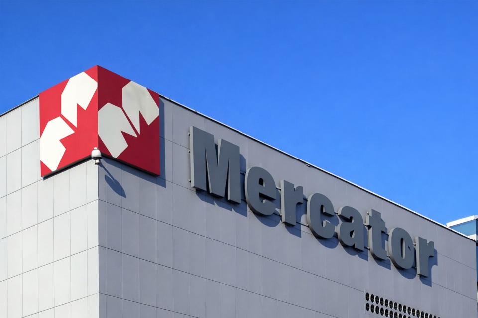 Mercator po prodaji stolpnice sedaj prodaja še trgovine po celi Sloveniji – kaj se skriva v ozadju?