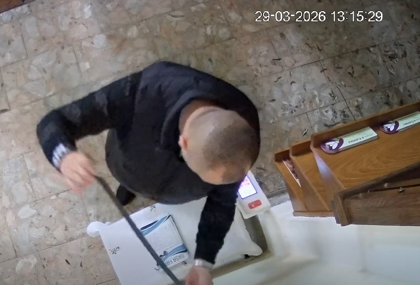 Župnik ostal iz oči v oči z nepridipravoma. FOTO: Facebook