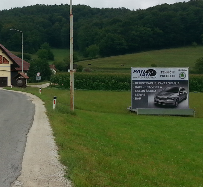 Ostalo zunanje oglaševanje, mobilni pano ob cesti