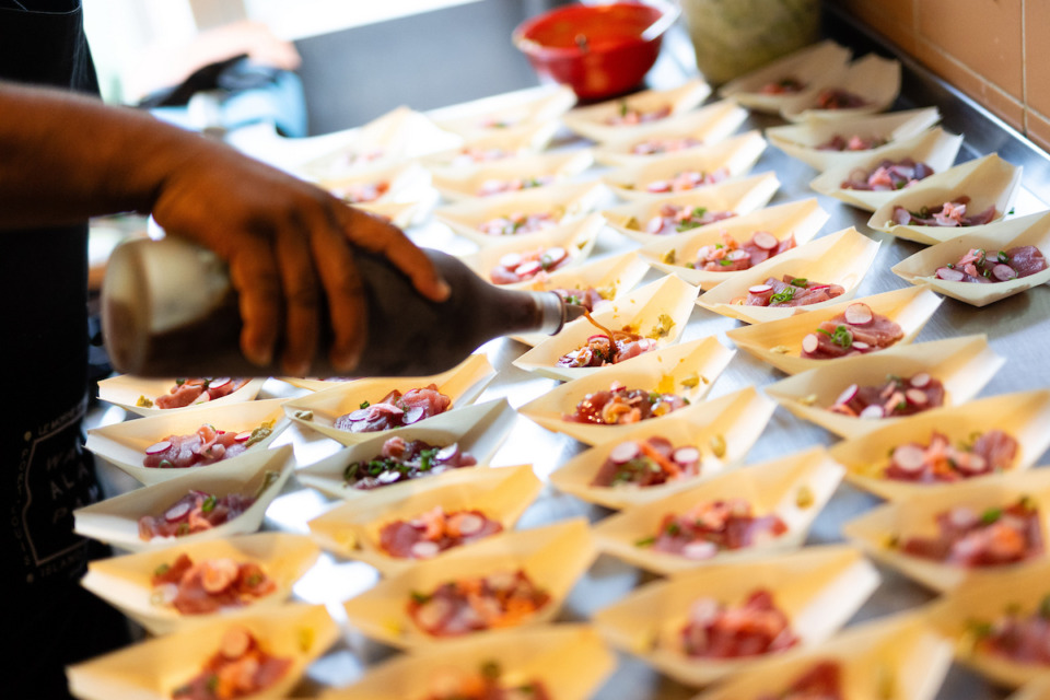 Se ga spomnite? Nekdanji slovenski športni as “kuha” svojo zgodbo na Mauritiusu!